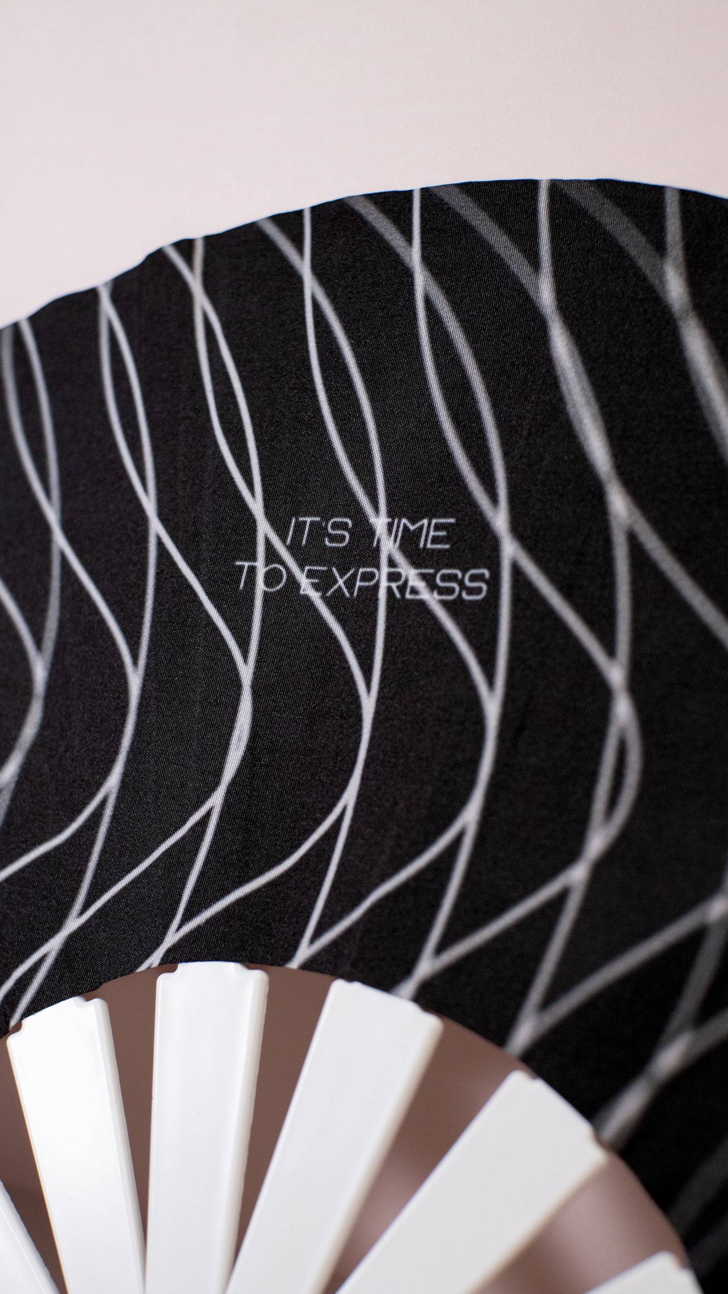 Abanico Its Time Wavy